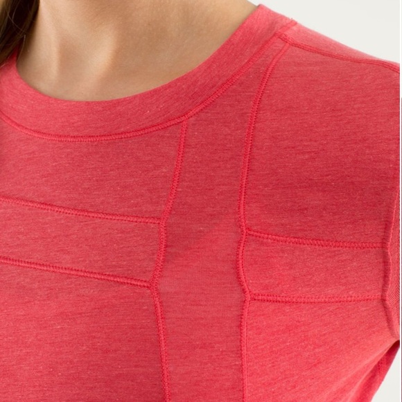 lululemon Promenade Long Sleeve Love Red Sz 12 - Picture 4 of 13